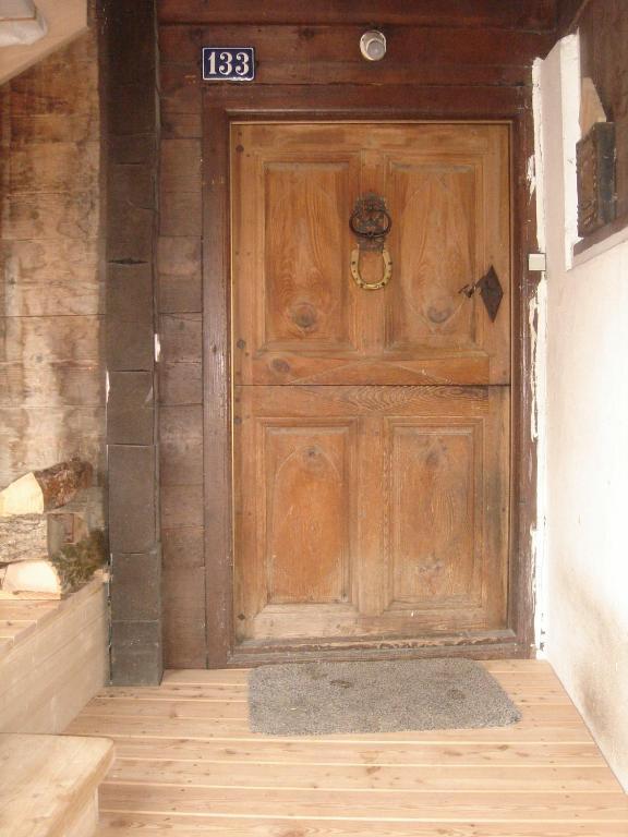 Bnb Hasatrog Jenaz Exterior foto